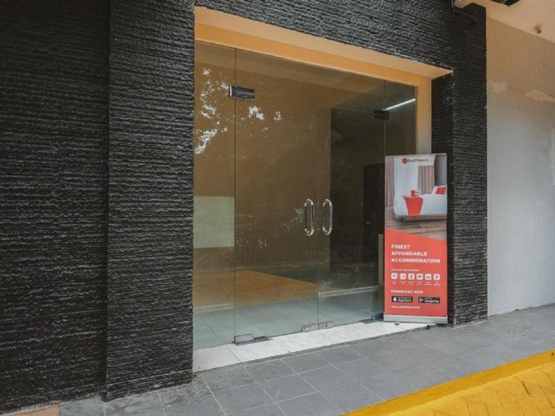 Reddoorz Plus Near Plaza Blok M Cakarta Dış mekan fotoğraf