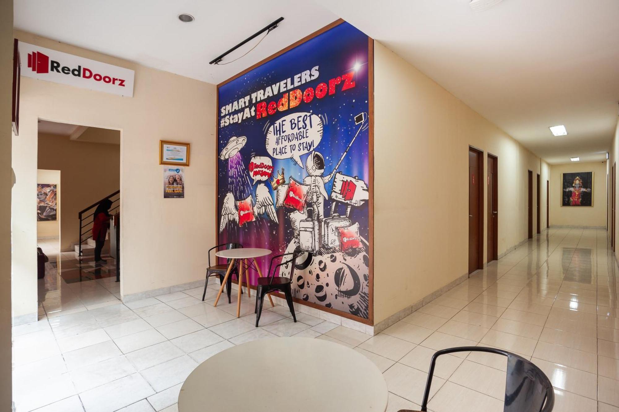Reddoorz Plus Near Plaza Blok M Cakarta Dış mekan fotoğraf