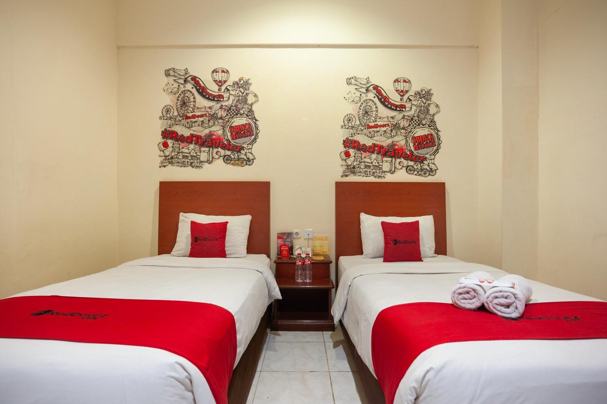 Reddoorz Plus Near Plaza Blok M Cakarta Dış mekan fotoğraf